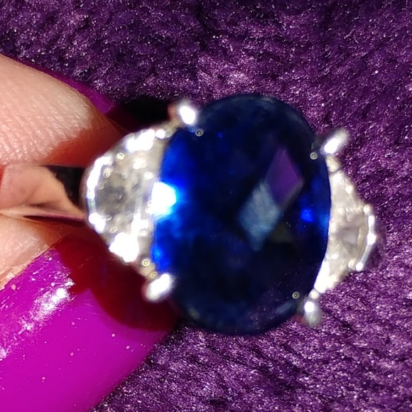 BLUE SIMULATED SAPPHIRE W/WHITE TOPAZ - Picture 4 of 4